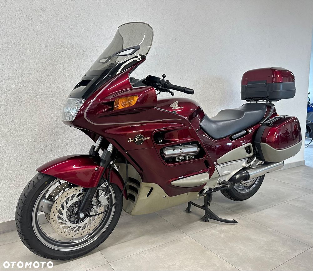 Honda ST - 2