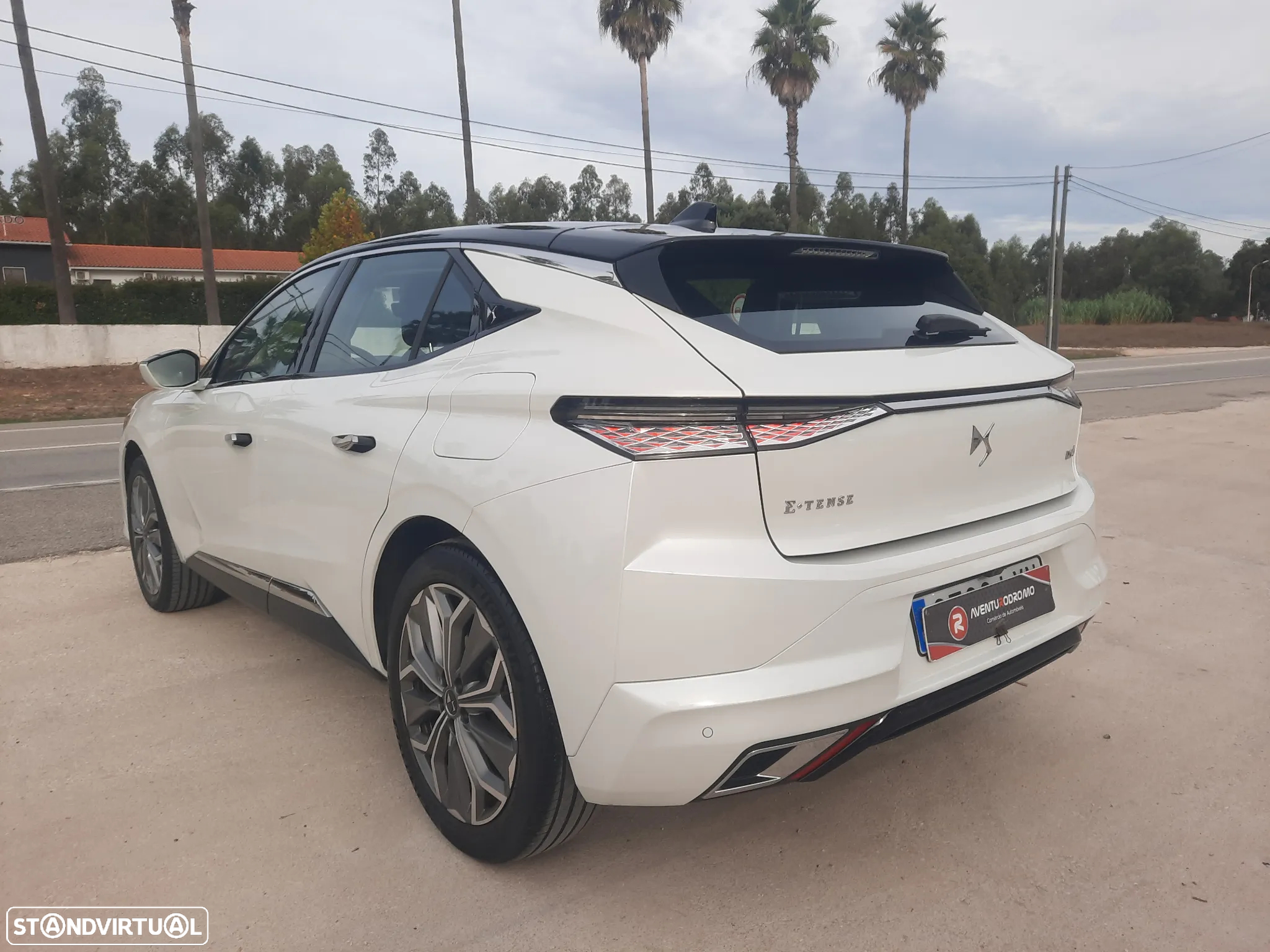DS DS4 E-Tense Performance Line EAT8 - 16