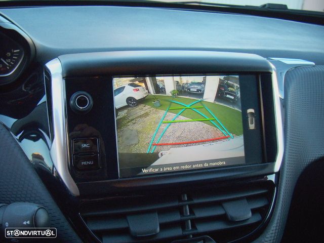 Peugeot 2008 1.2 PureTech Active - 4