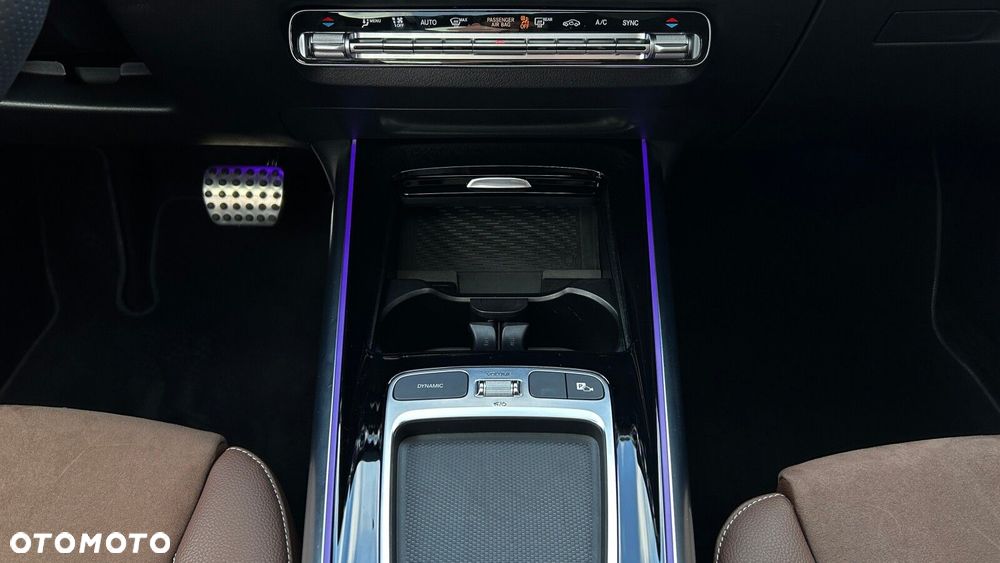 Mercedes-Benz GLA 200 mHEV AMG Line 7G-DCT - 20