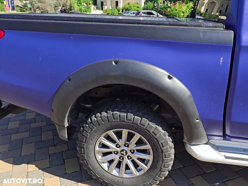 Mitsubishi L200 - 4