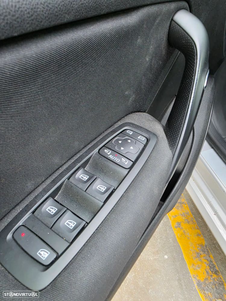 Renault Mégane Sport Tourer 1.5 Blue dCi Limited - 12