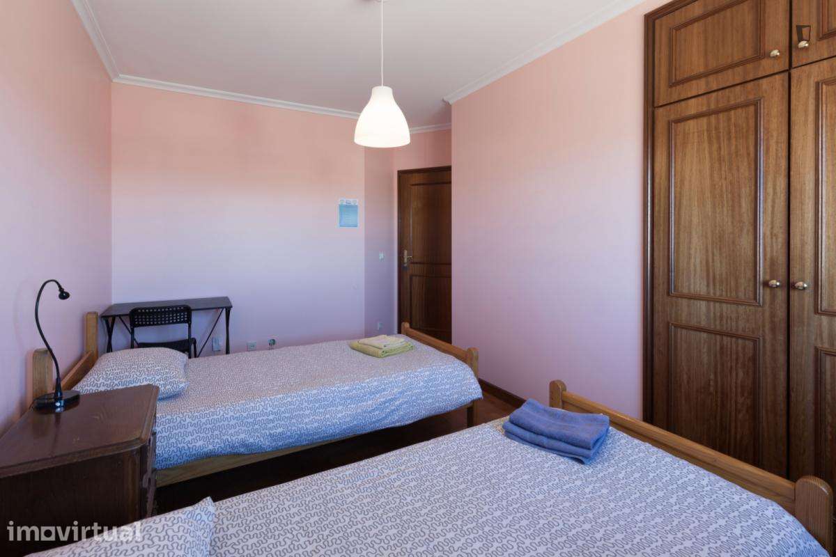 Quarto - localizado em Paranhos Porto - Grande imagem: 5/16