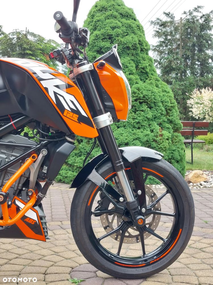 KTM Duke 125 - 10