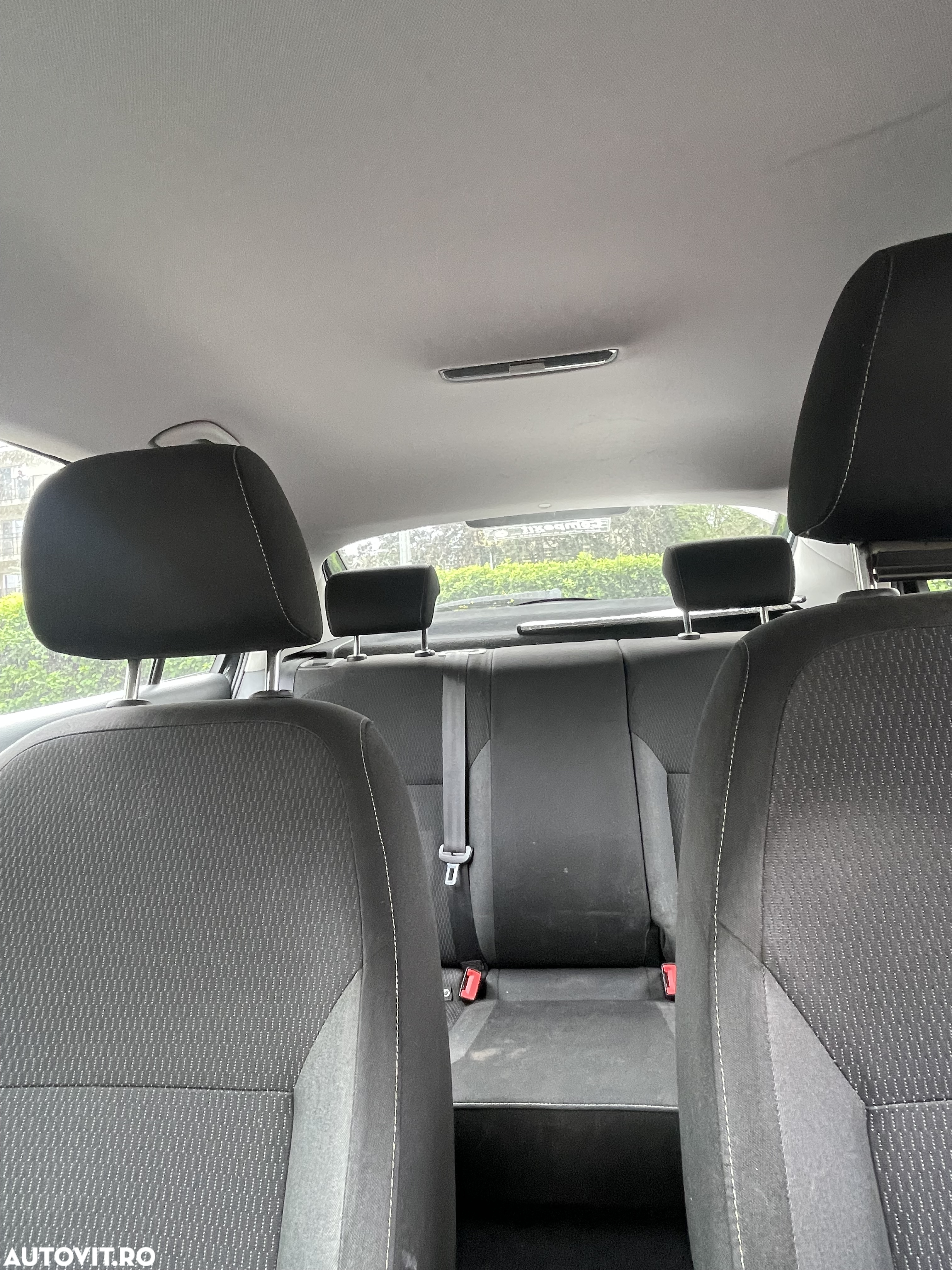 Skoda RAPID - 8