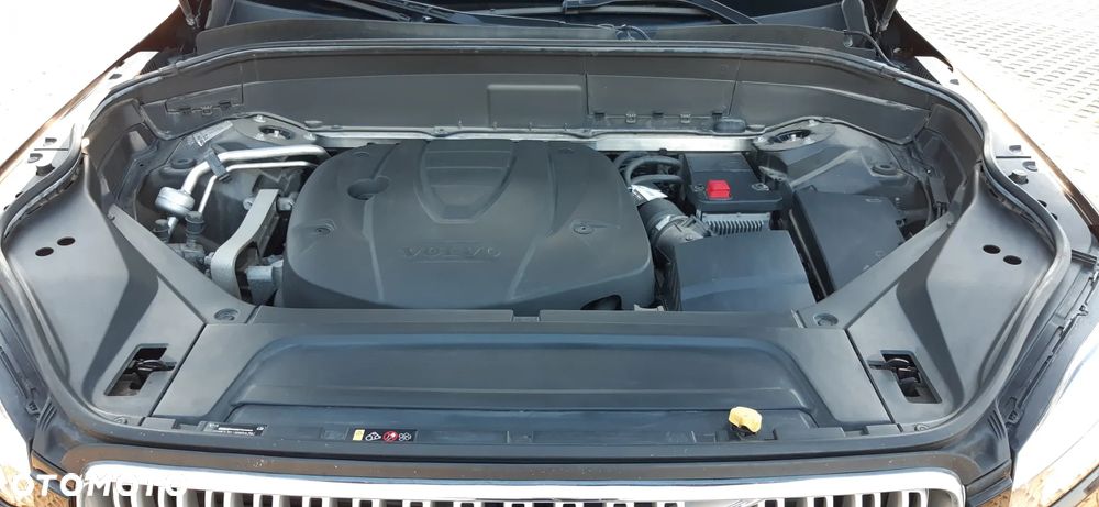 Volvo XC 90 - 22
