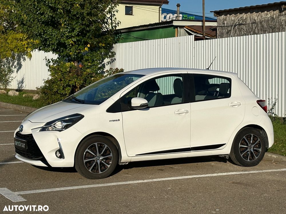 Toyota Yaris 1.5 VVT-i HSD Active - 14