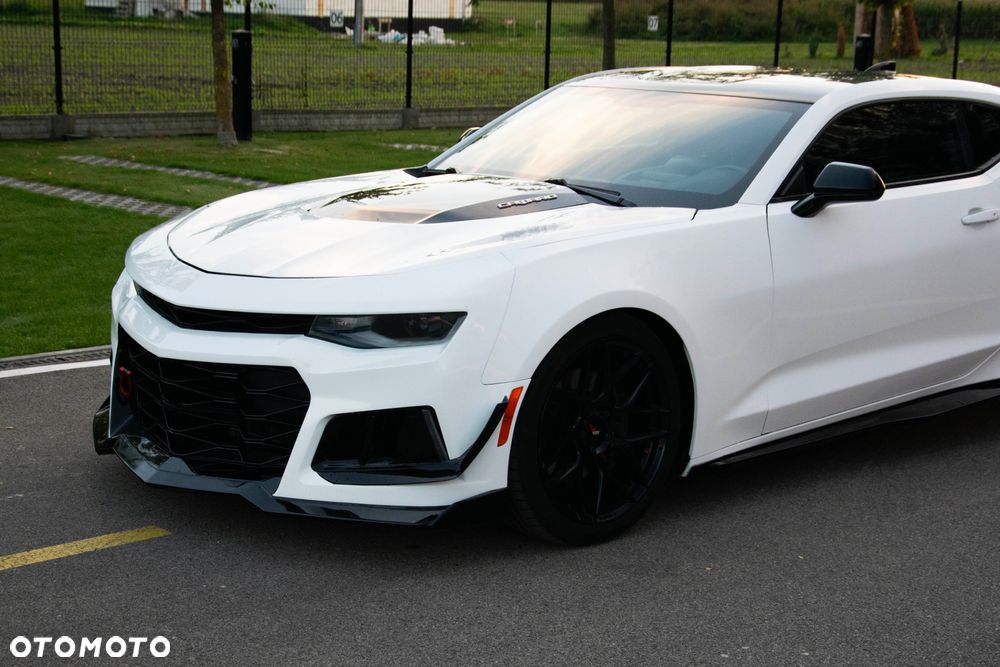 Chevrolet Camaro - 3