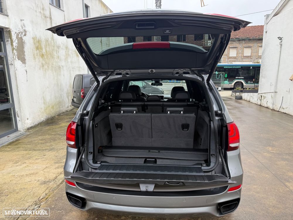 BMW X5 25 d xDrive Pack M 50 anos - 16