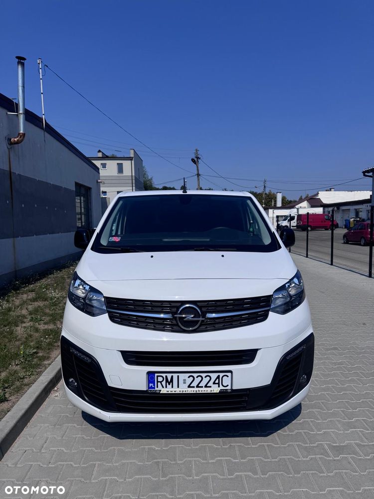 Opel Vivaro - 11