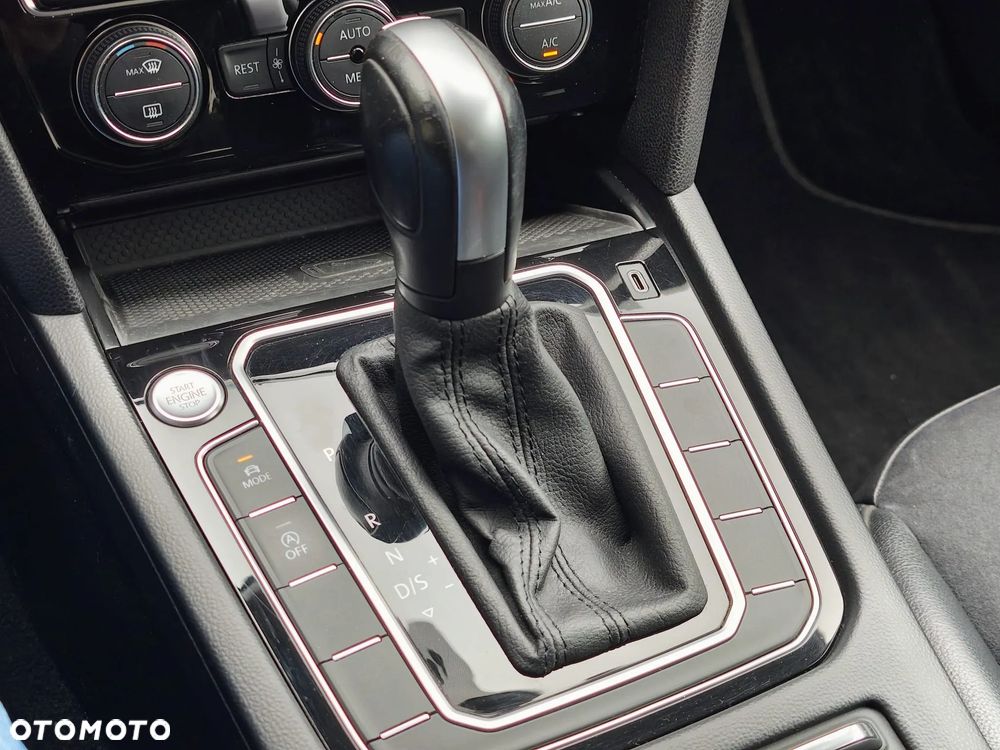 Volkswagen Arteon 2.0 TSI DSG R-Line Edition - 16