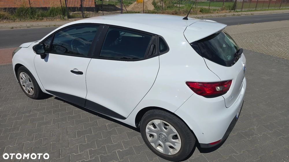 Renault Clio 1.5 dCi Alize - 10