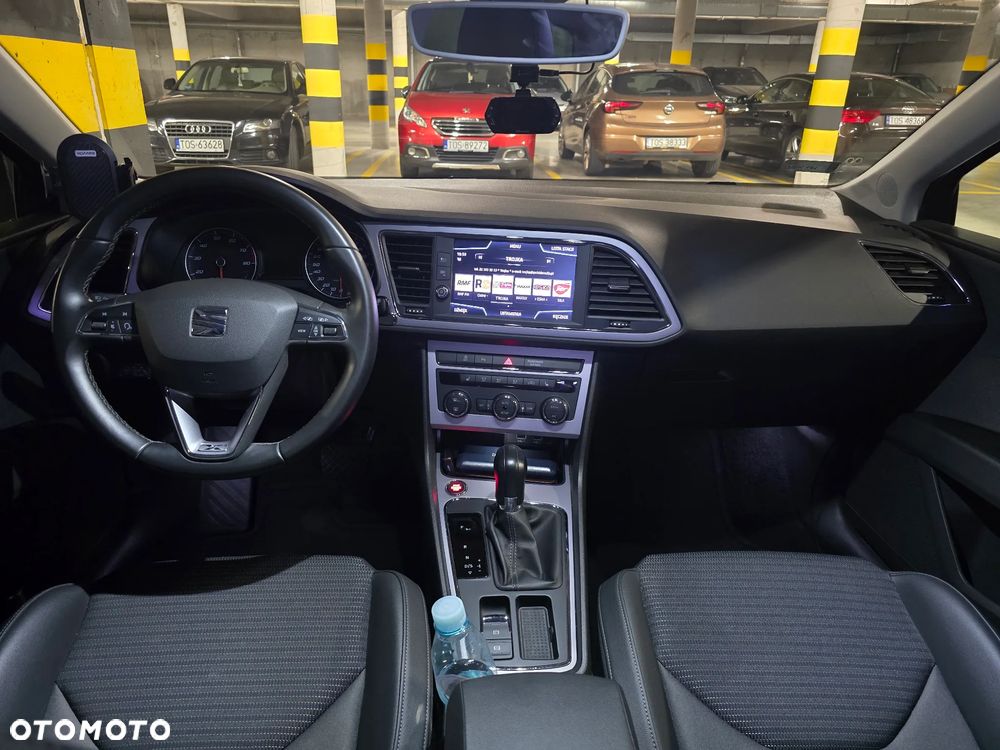 Seat Leon 1.5 eTSI Xcellence DSG - 24