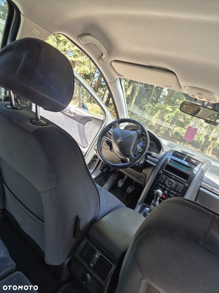 Peugeot 407 HDi 110 Esplanade - 8