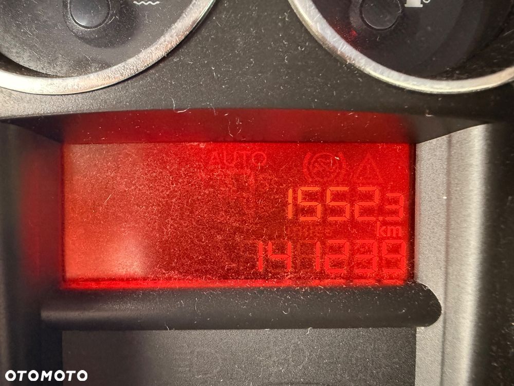 Peugeot 308 1.6 HDi Style - 9