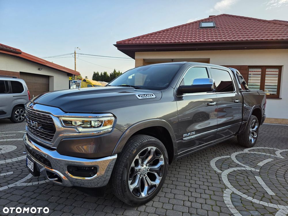 RAM 1500 Crew Cab Shortbed Limited - 1