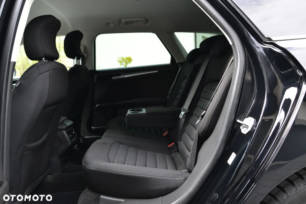 Ford Mondeo 2.0 TDCi Titanium PowerShift - 32