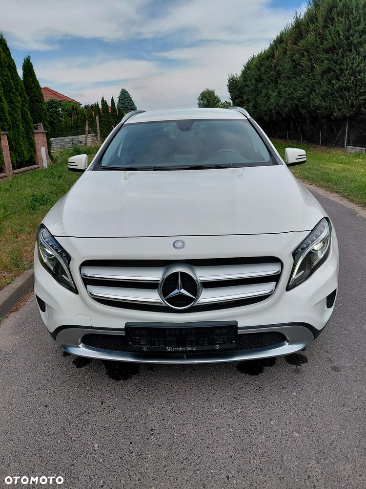 Mercedes-Benz GLA 180 (CDI) d - 10