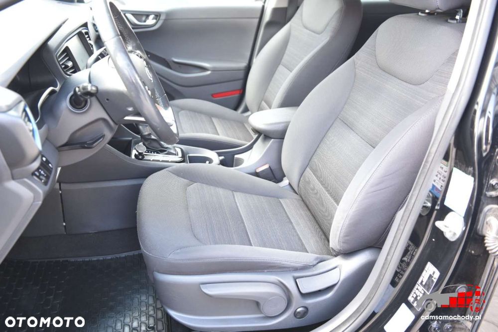 Hyundai IONIQ - 18