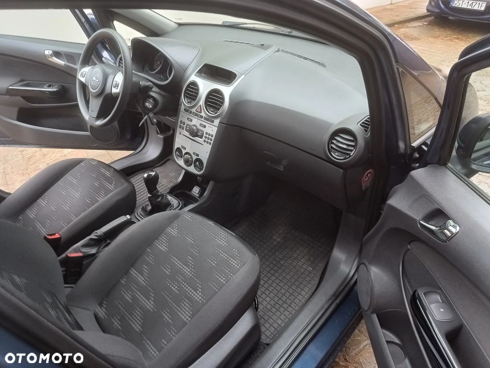 Opel Corsa 1.2 16V Enjoy - 11