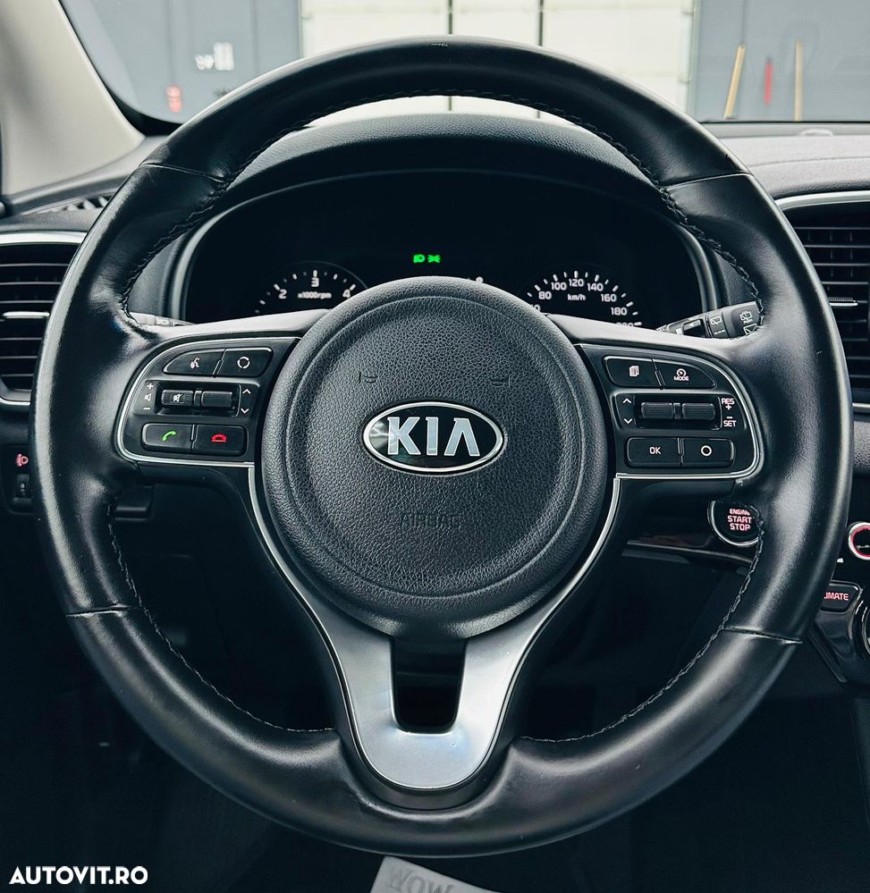 Kia Sportage 1.7 CRDI 2WD ISG Dream-Team Edition - 35