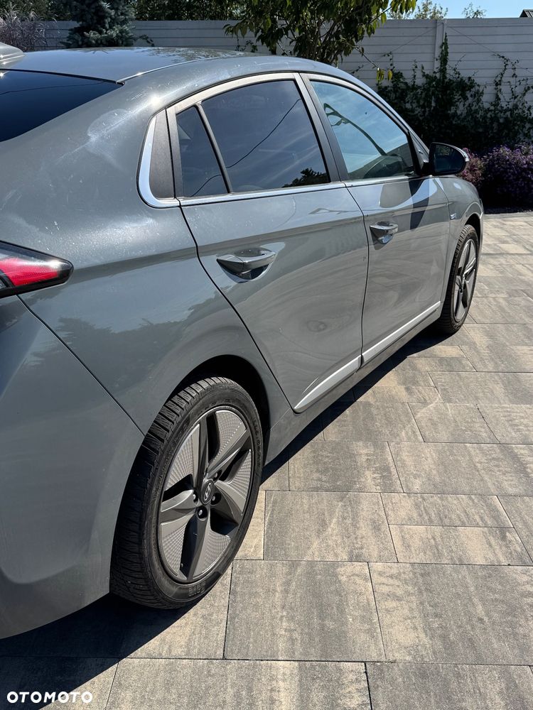 Hyundai IONIQ hybrid Premium - 7