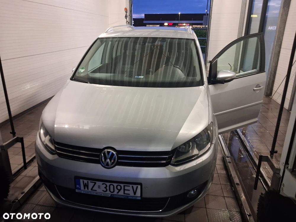 Volkswagen Touran 1.6 TDI DPF BlueMotion Technology Highline - 5