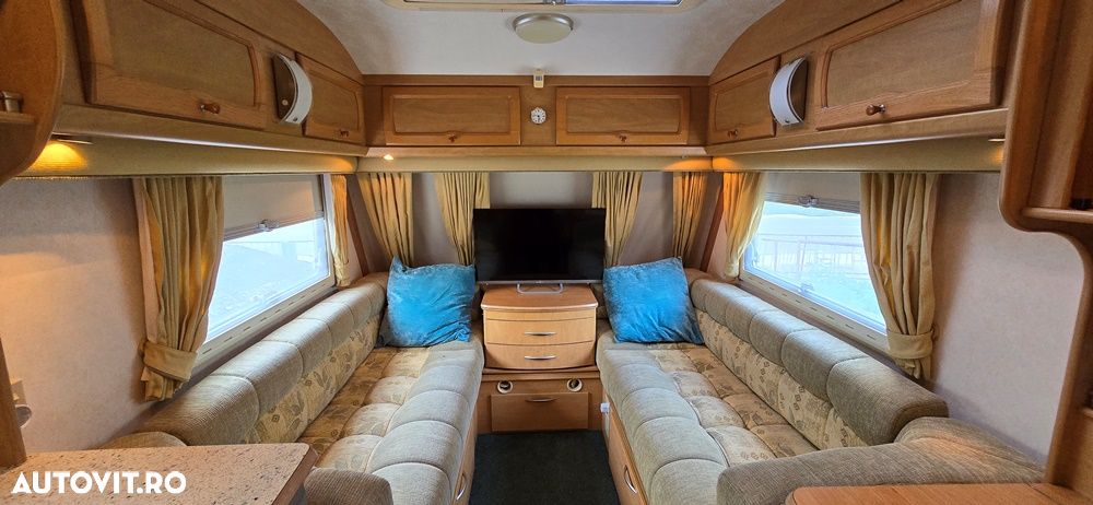 ADRIA COACHMAN VIP 520 - 24