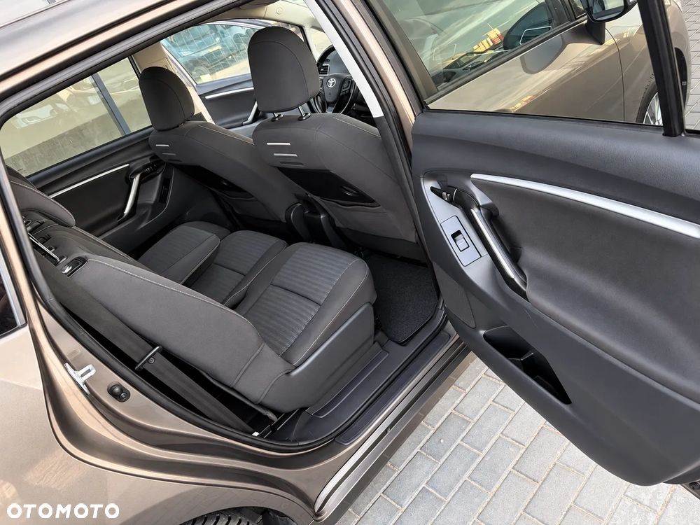 Toyota Verso 1.8 Business Edition 7os MS - 30