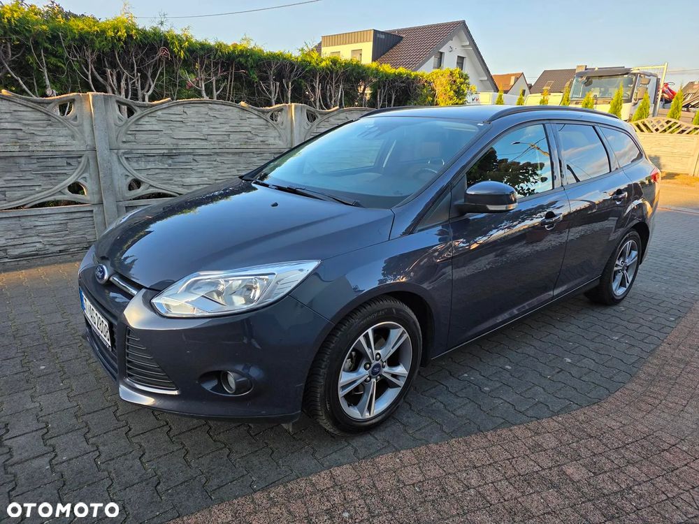 Ford Focus 1.0 EcoBoost Ambiente - 1