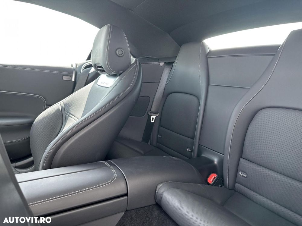 Mercedes-Benz SL 63 AMG 4Matic+ - 16