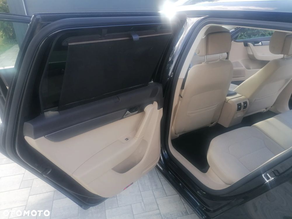 Volkswagen Passat 2.0 TDI Comfortline - 14