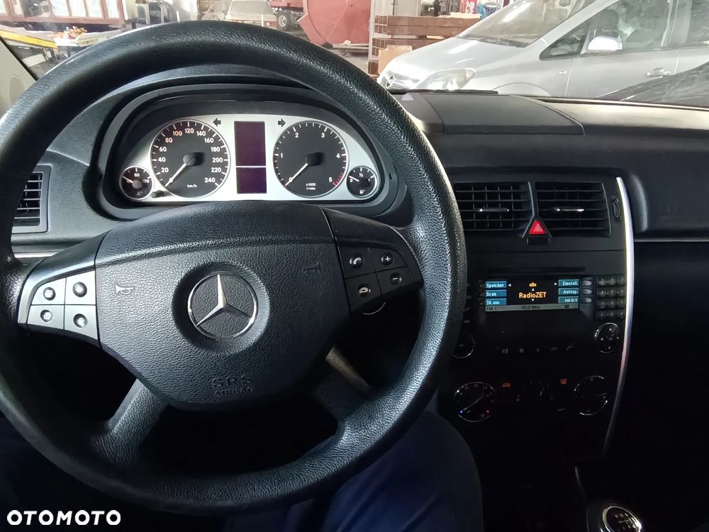 Mercedes-Benz Klasa B 180 CDI DPF - 8