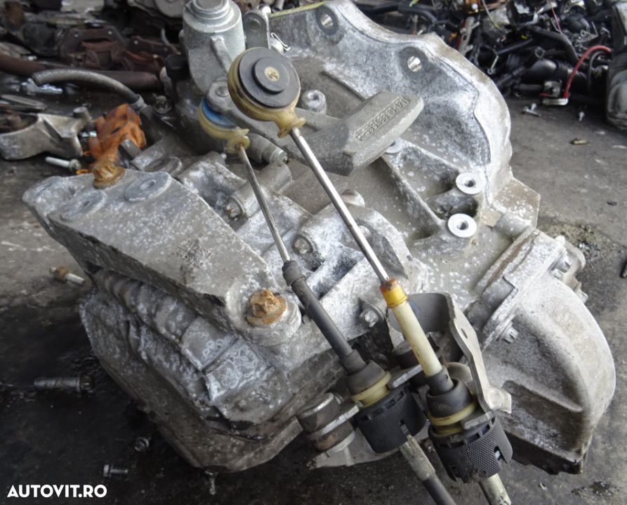 Cutie viteze Opel Astra H 1.7 CDTI ,6 VITEZE, Z17DTL din 2004 - 1