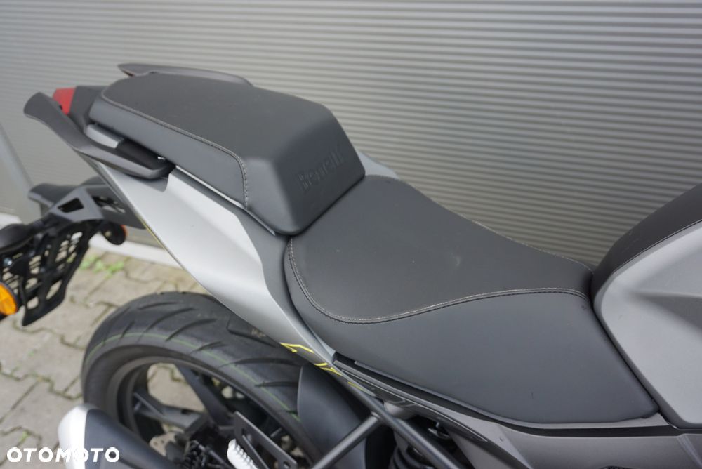 Benelli BN 125 - 10