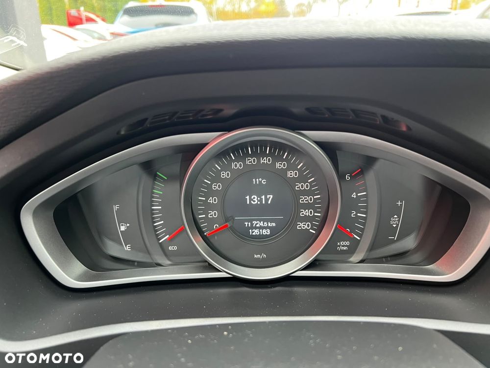 Volvo V40 - 19