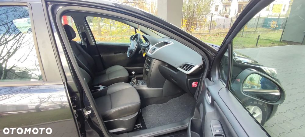 Peugeot 207 1.4 HDi Trendy - 11