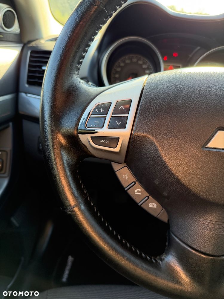 Mitsubishi Lancer 2.0 DI-D Instyle - 21