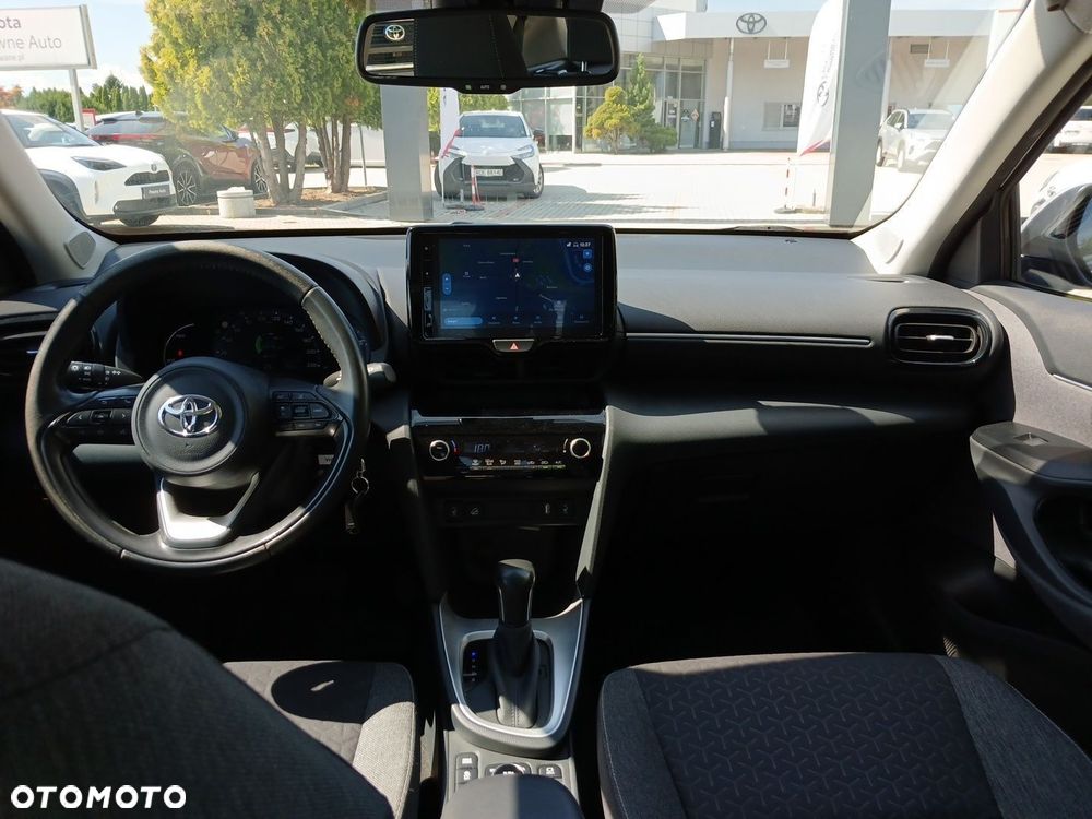 Toyota Yaris Cross Hybrid 1.5 Comfort 4x4 - 11