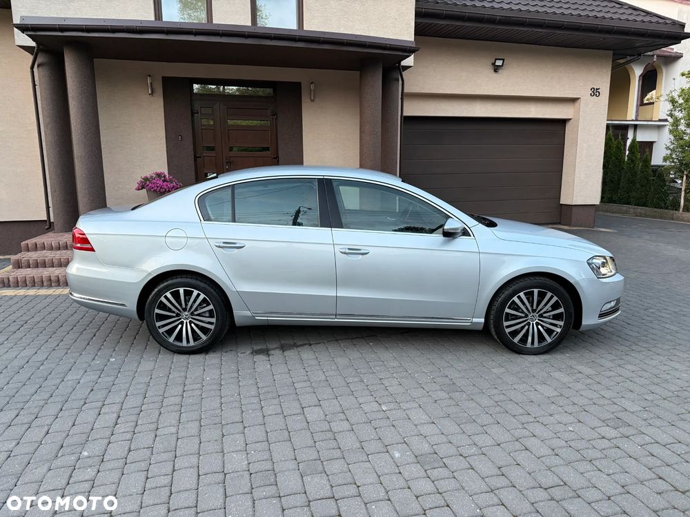 Volkswagen Passat 2.0 TDI Comfortline - 16