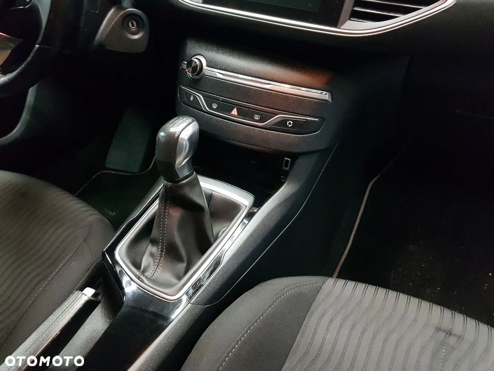 Peugeot 308 BlueHDi 100 Stop & Start Business-Line - 8