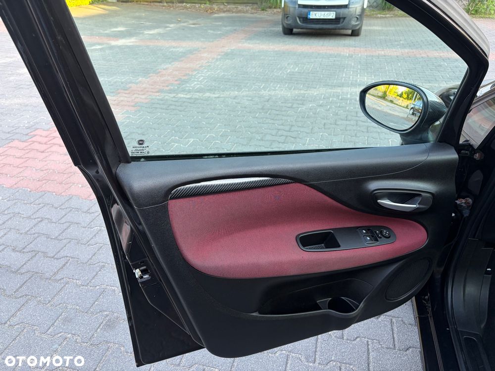 Fiat Punto Evo 1.2 8V Dynamic - 23