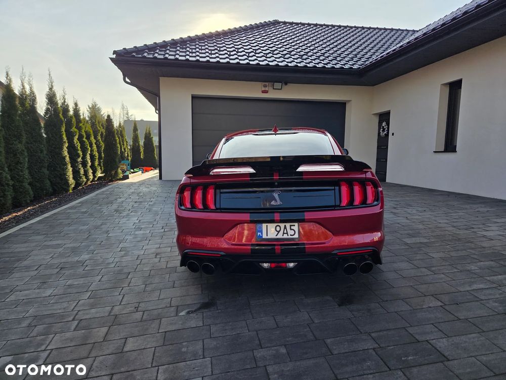 Ford Mustang - 6