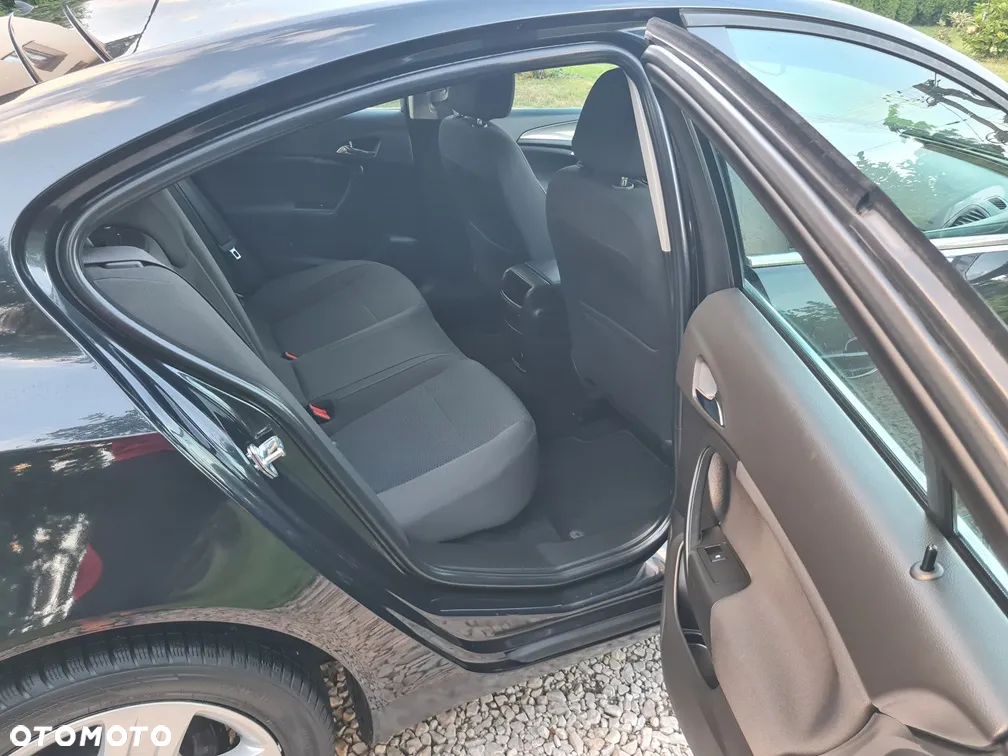 Opel Insignia 1.4 T Edition S&S - 15