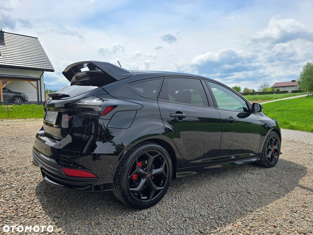 Ford Focus - 10