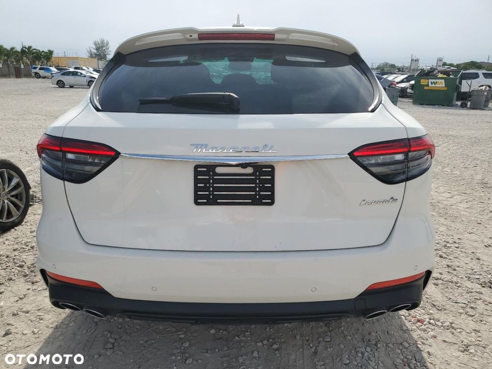 Maserati Levante Q4 - 8