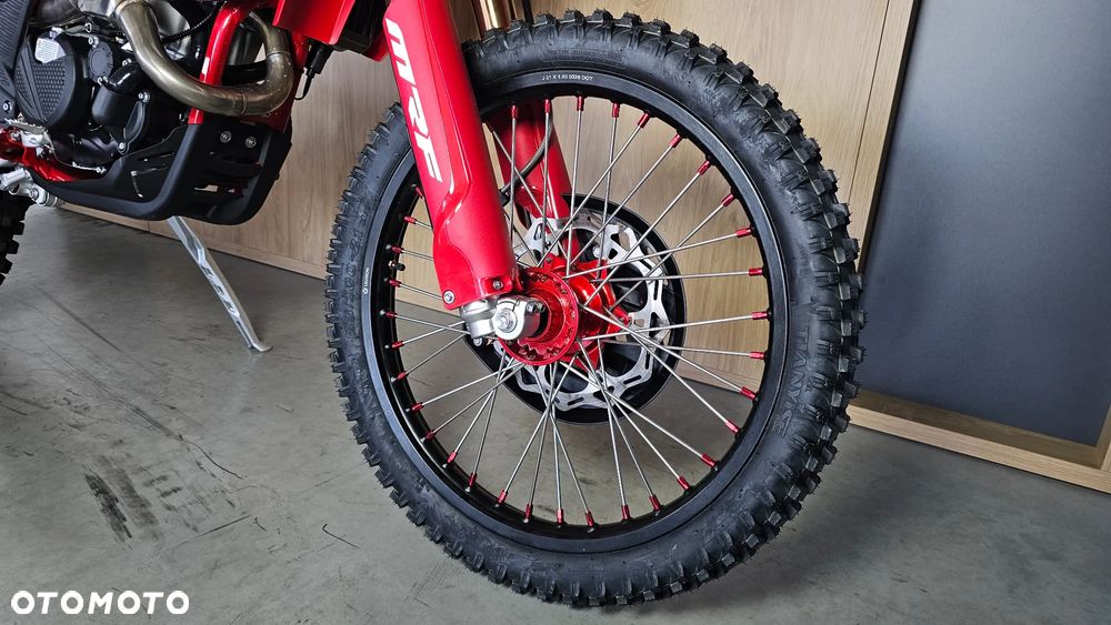 MRF Inny - 26