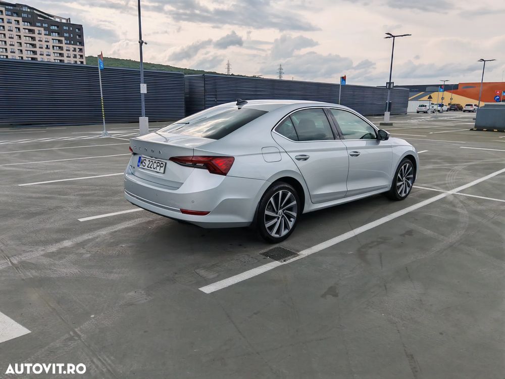 Skoda Octavia 2.0 TDI DSG Style - 3