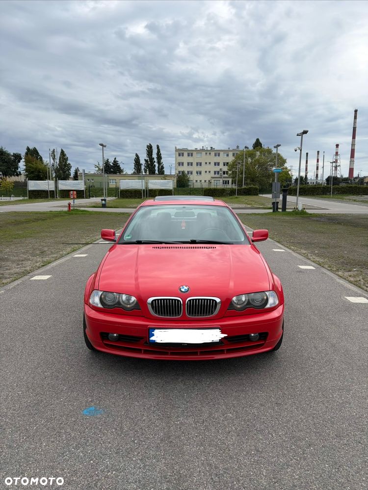 BMW Seria 3 323i - 4