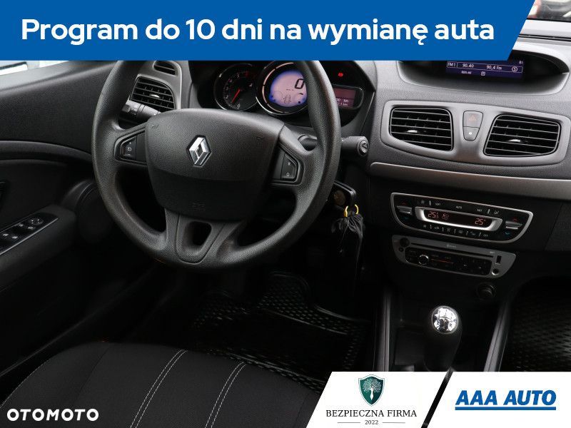 Renault Fluence - 8